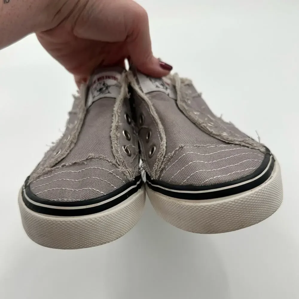 True Religion Korey Gray Distressed Canvas Slip On Sneakers Men's Size 6